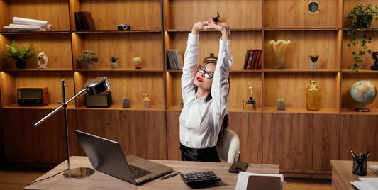 Rückenschmerzen im Büro: 7 Tipps gegen Schmerzen am Schreibtisch