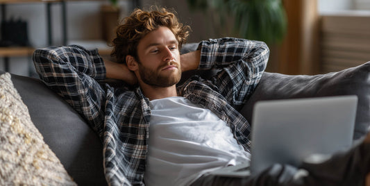 Ursachen für eine schlechte Körperhaltung: Was unseren Rücken wirklich „krümmt“